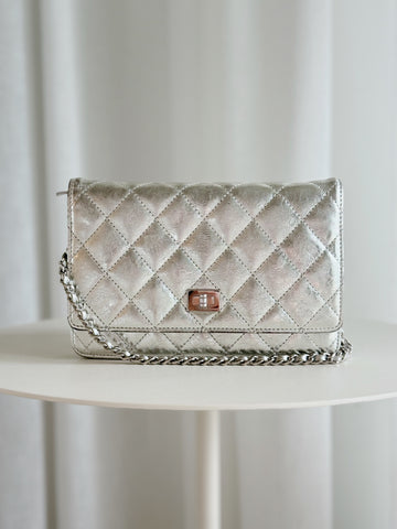 Metallic Reissue Wallet on Chain