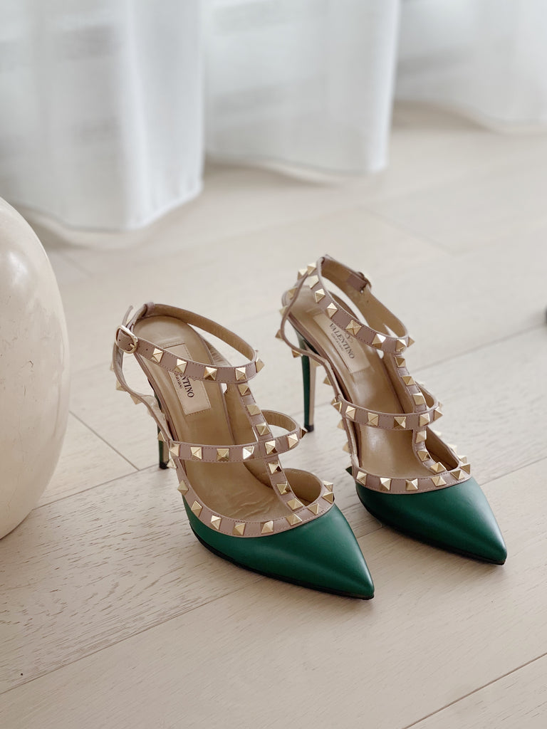 Leather Rockstud Pumps
