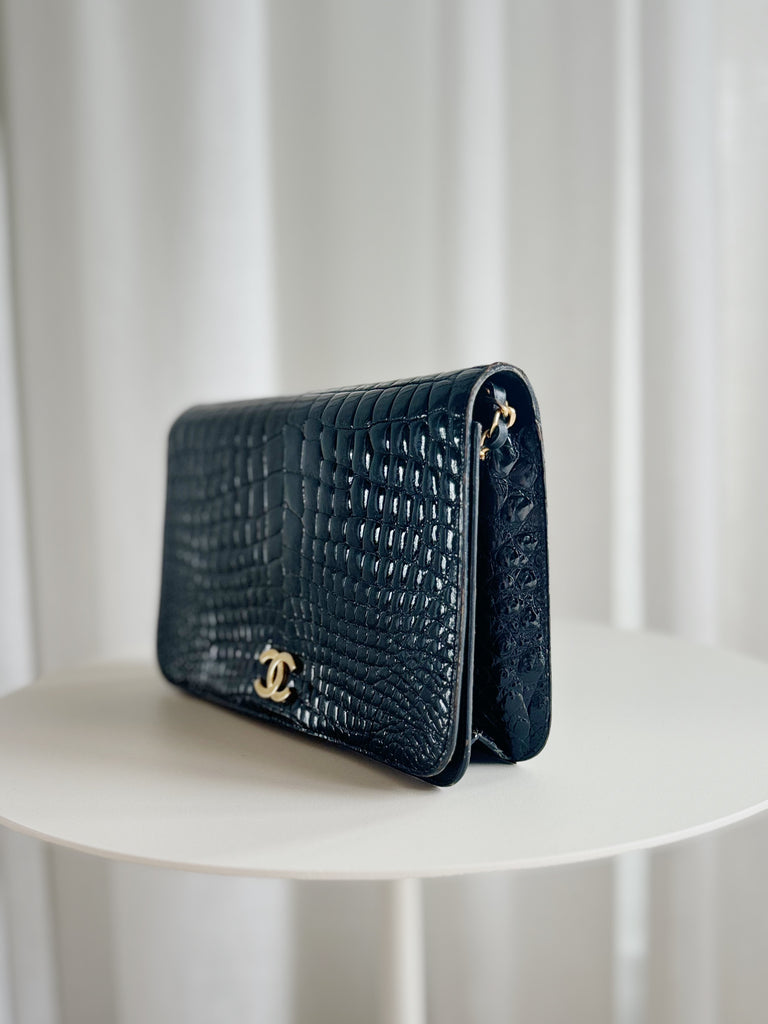 Vintage 1989-1991 Crocodile Shoulder Bag
