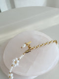 Flower Pearl Necklace