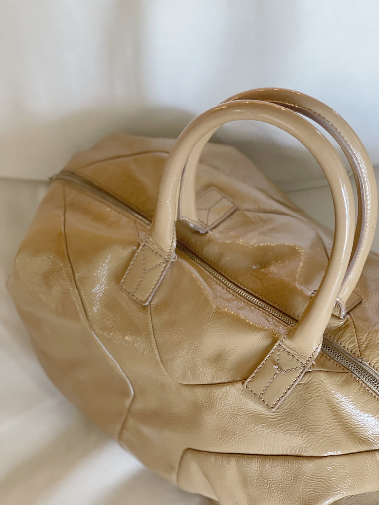 Easy Y Patent Leather Zip Tote