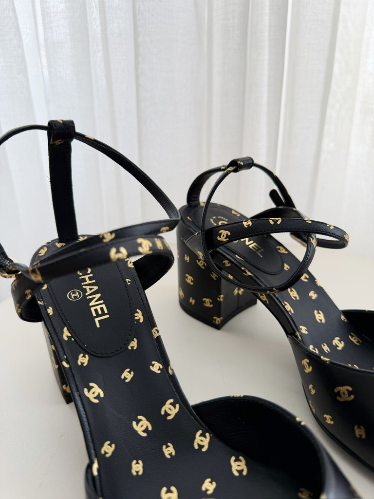 Logo Detail Heels (New w/ Box)