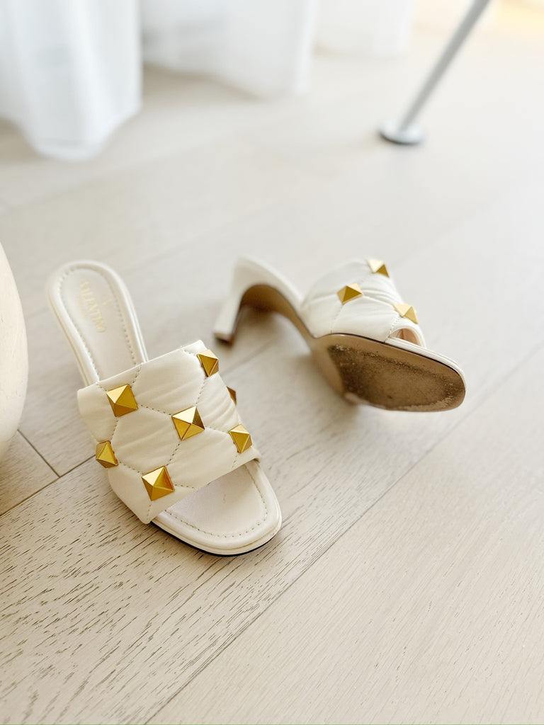 Rockstud Detail Leather Mule Sandals
