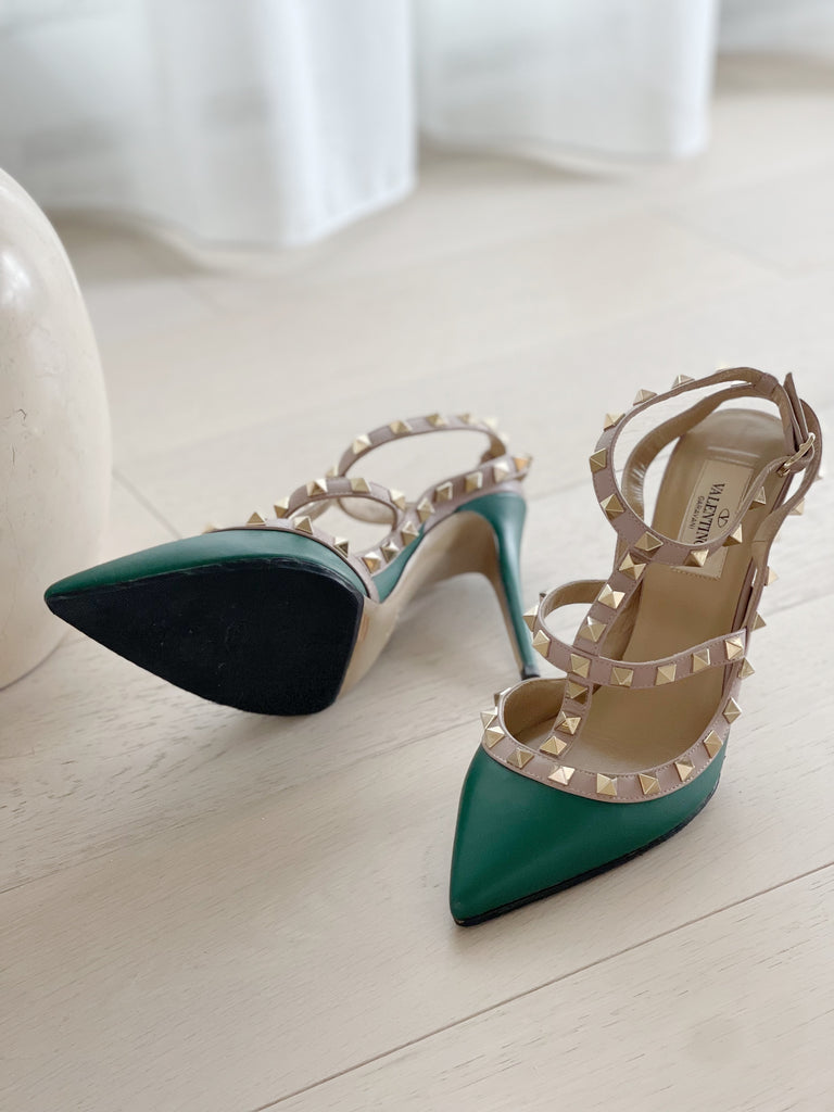 Leather Rockstud Pumps