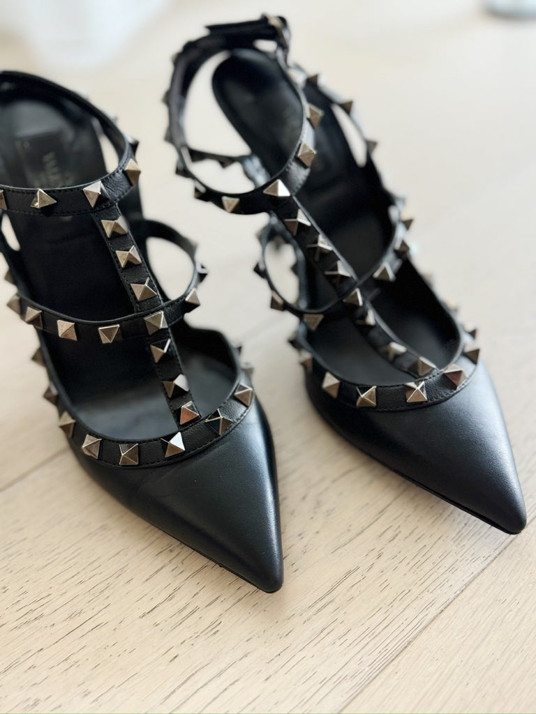 Leather Rockstud Pumps