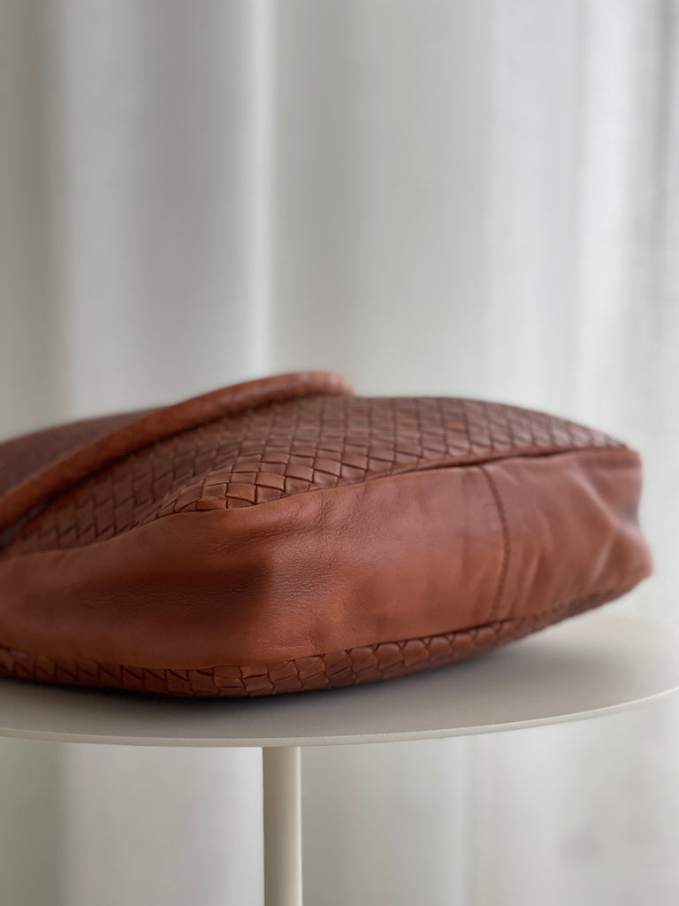 Vintage Intrecciato Leather Shoulder Bag