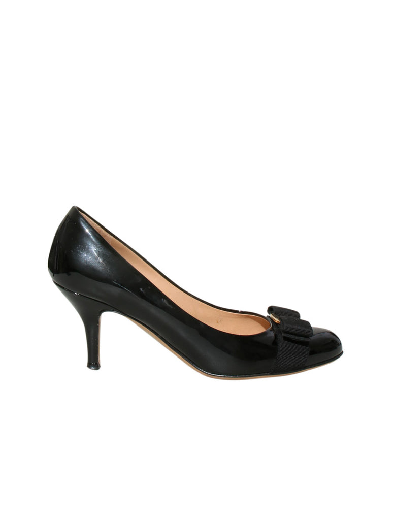 Patent Leather Round Toe Pumps