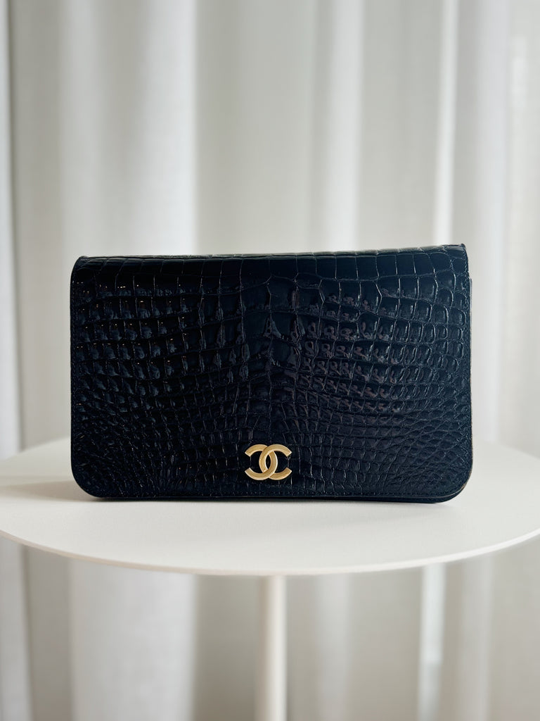 Vintage 1989-1991 Crocodile Shoulder Bag