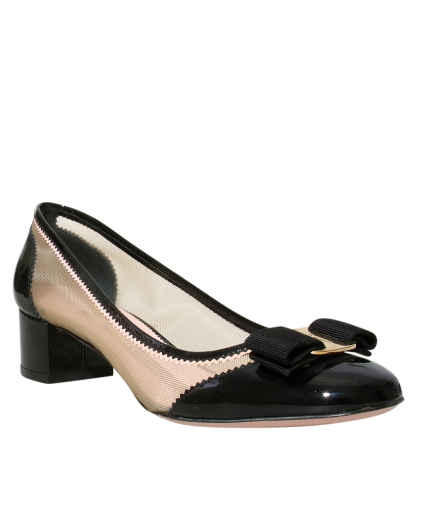 Mesh Detail Low Pumps