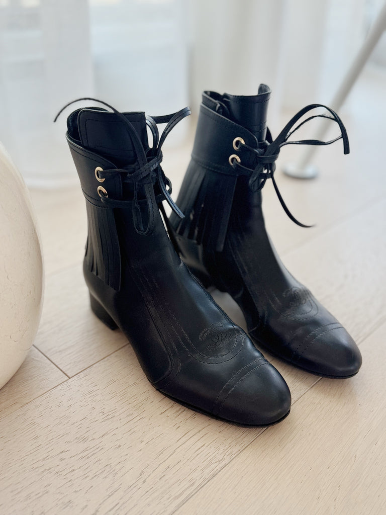 Leather Fringe Lace-Up Boots