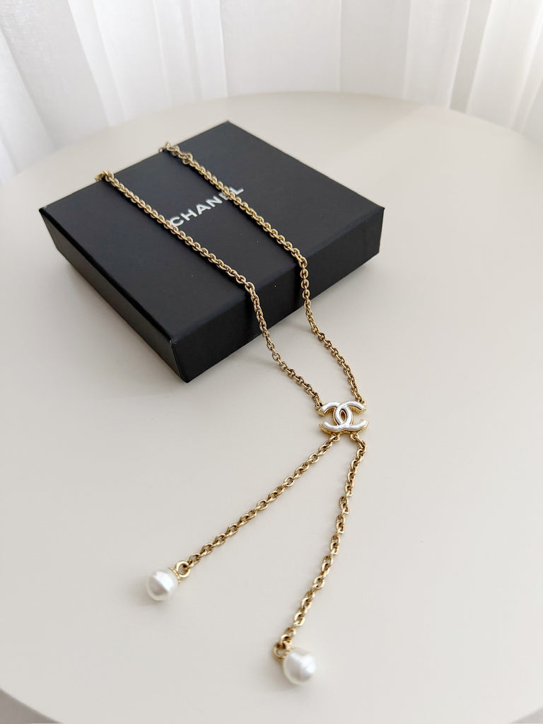 Lariat Pearl Detail necklace