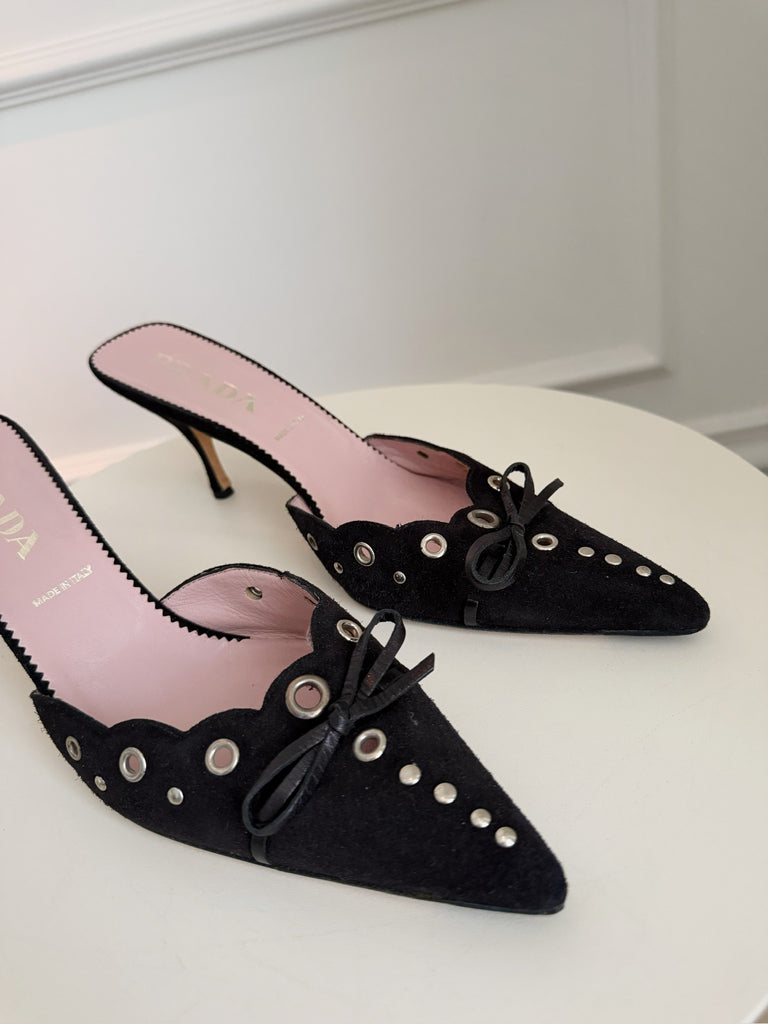 Vintage Suede Scalloped Mules