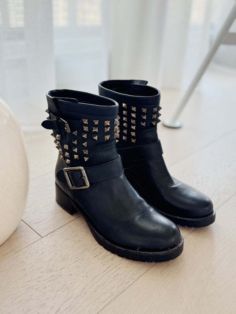 Rockstud Leather Boots