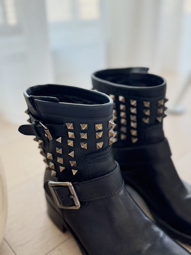 Rockstud Leather Boots