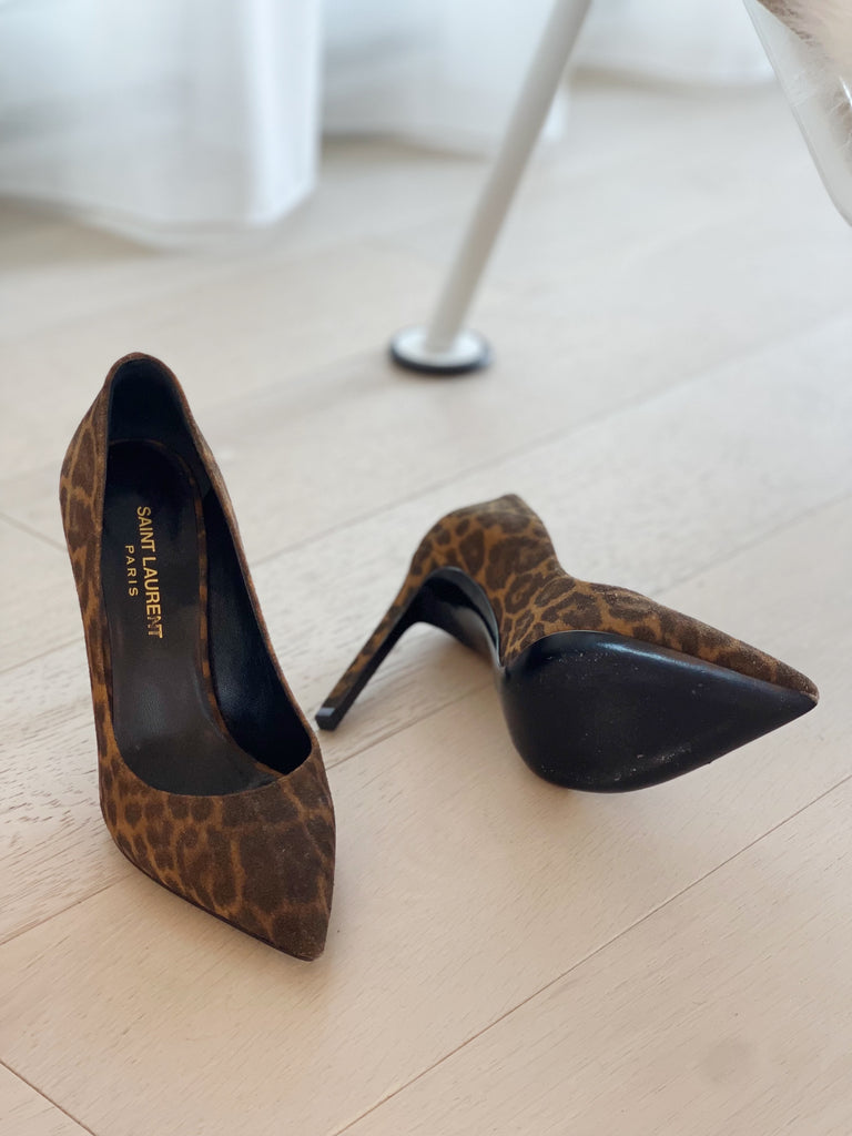 Pointed Leopard Pumps