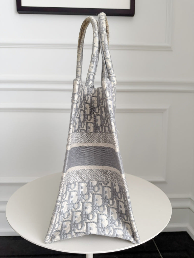 Medium Dior Book Tote