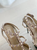 Leather Rockstud Pumps