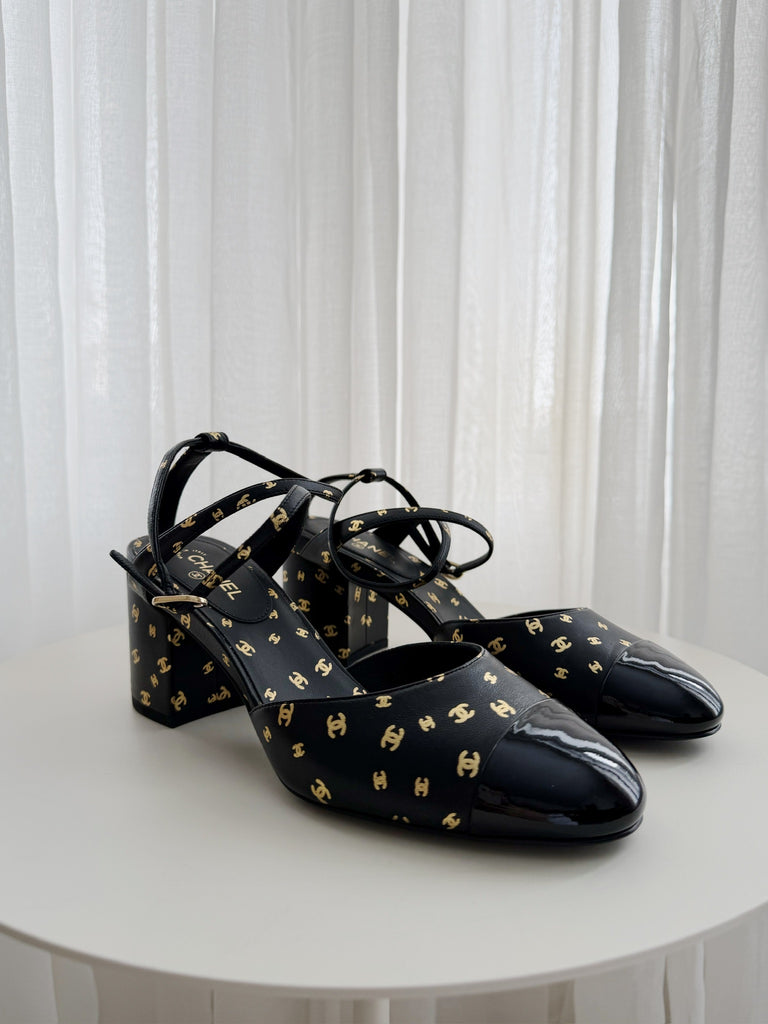 Logo Detail Heels (New w/ Box)