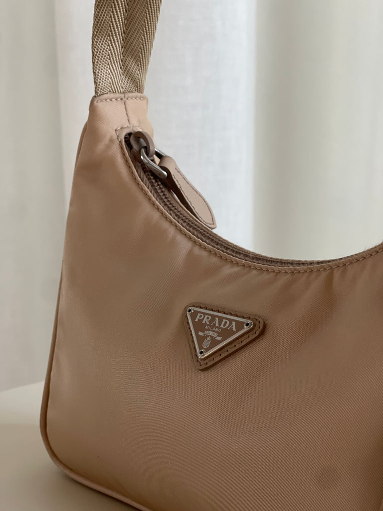 Re-edition 2000 Nylon Shoulder Bag