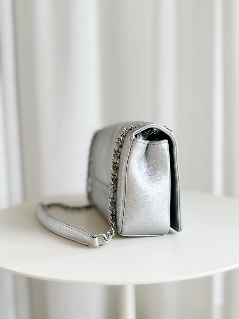 2017-2018 Chevron Mademoiselle Vintage Flap Bag