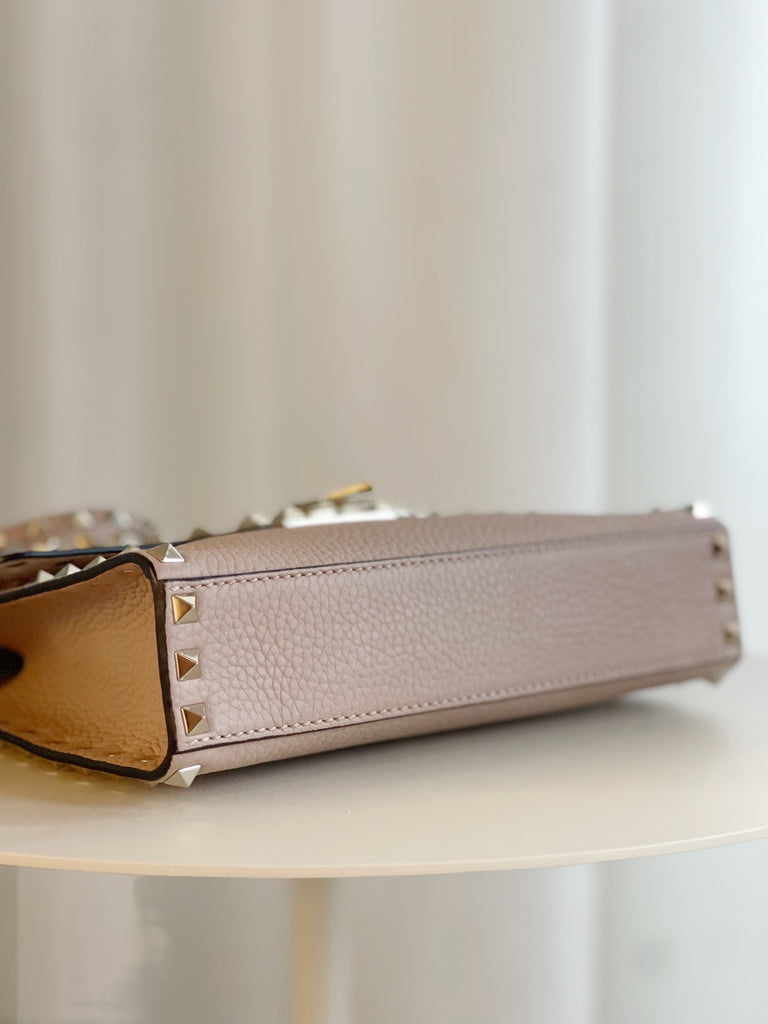Leather Rockstud Cross Body Bag