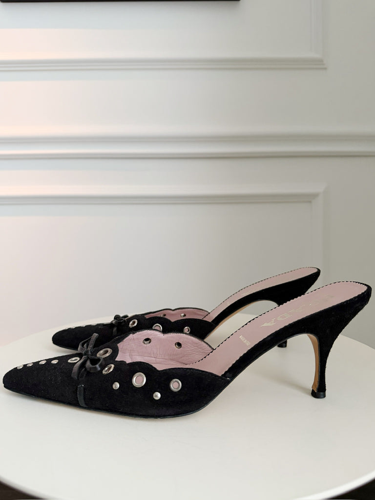 Vintage Suede Scalloped Mules