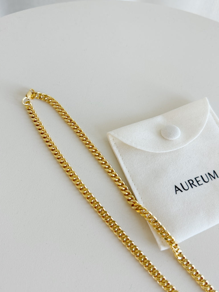 Emma Small Curb Chain Necklace