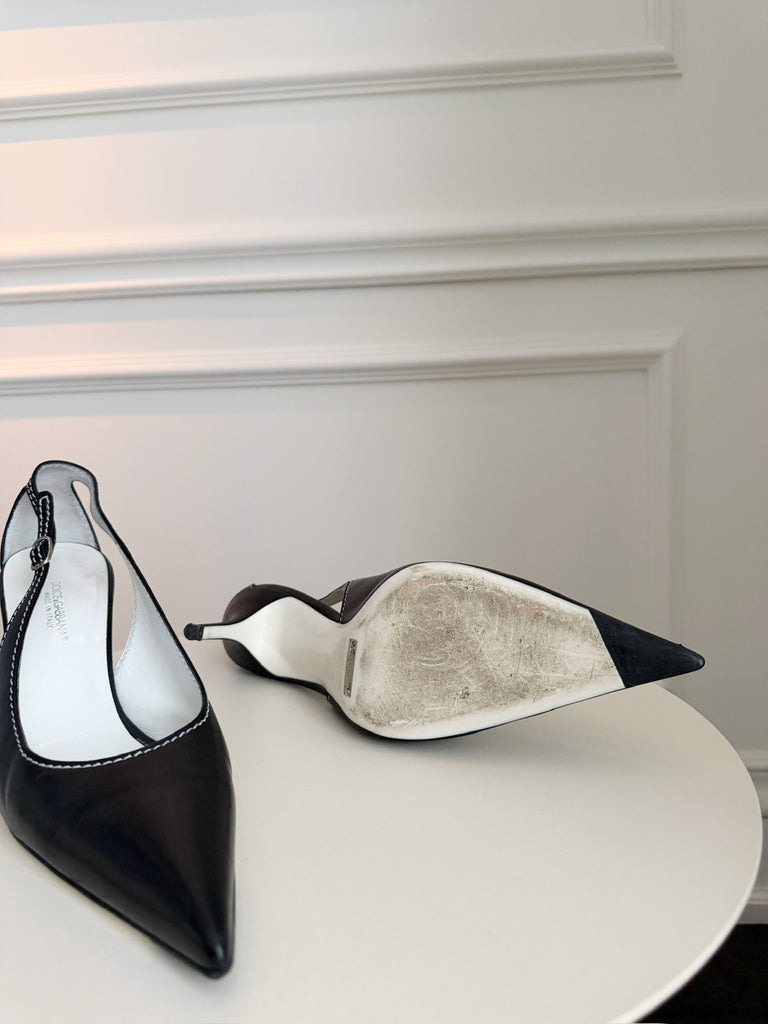 Vintage Leather Cut Out Pumps