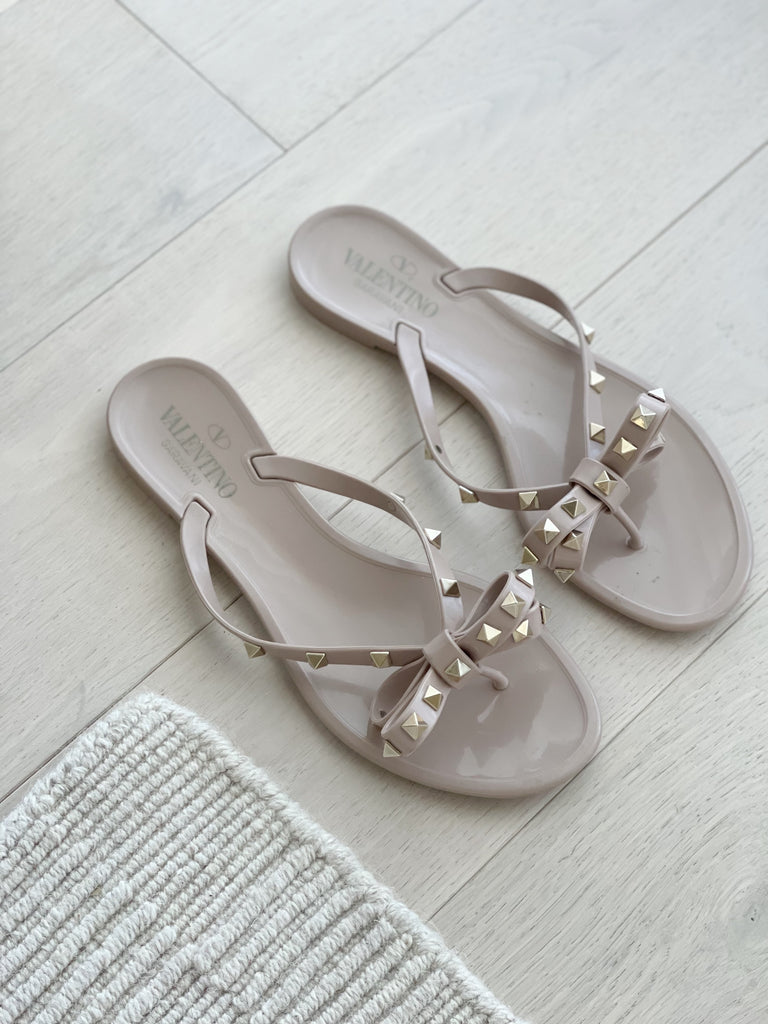 Rockstud Accent Rubber Flip Flops