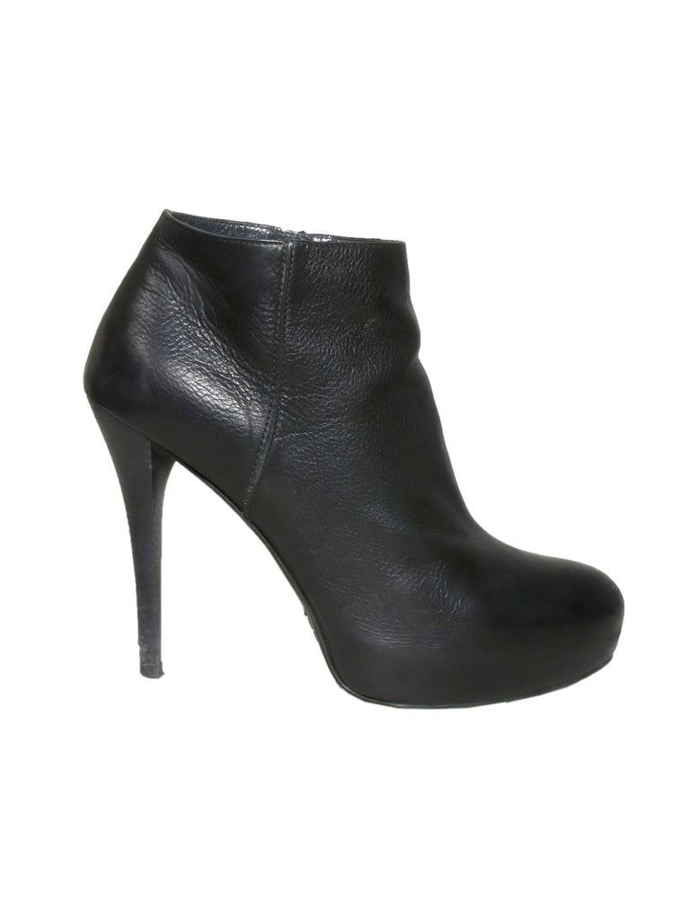 Stuart Weitzman Leather Booties
