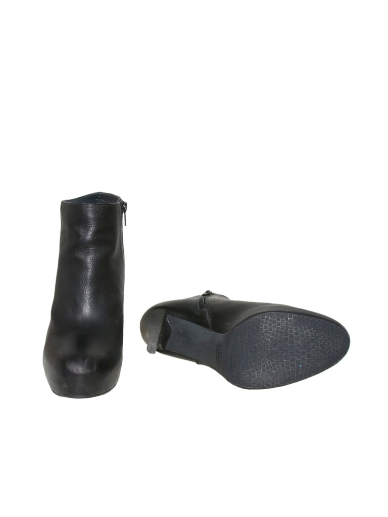 Stuart Weitzman Leather Booties