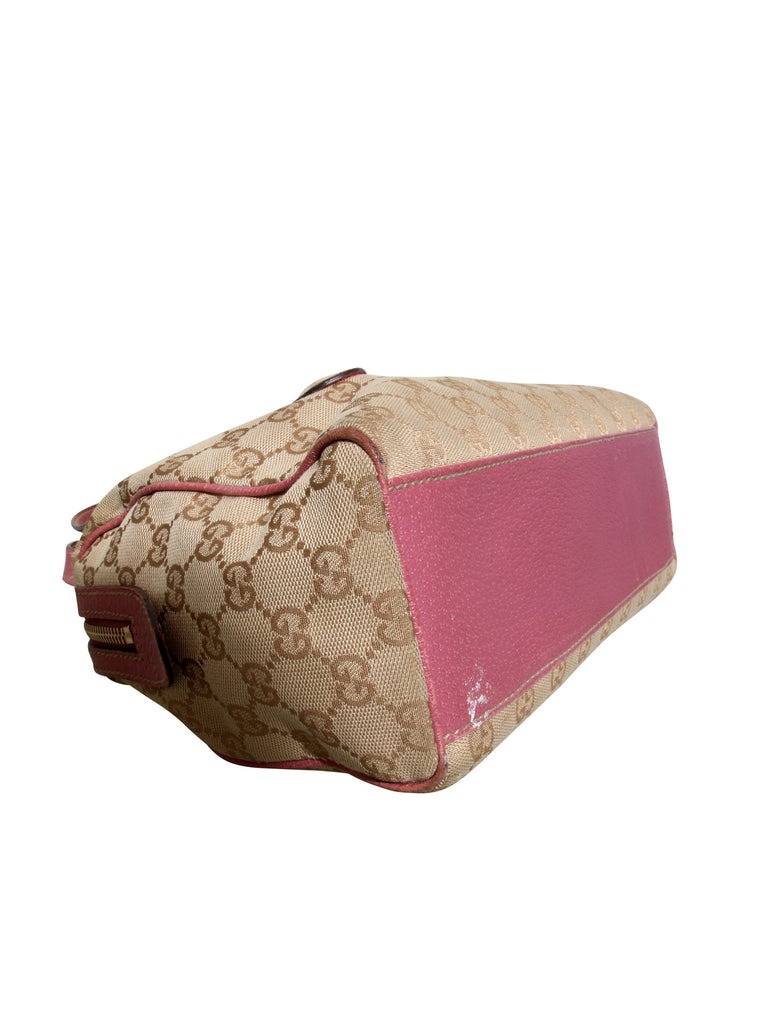 GG Canvas Shoulder Bag