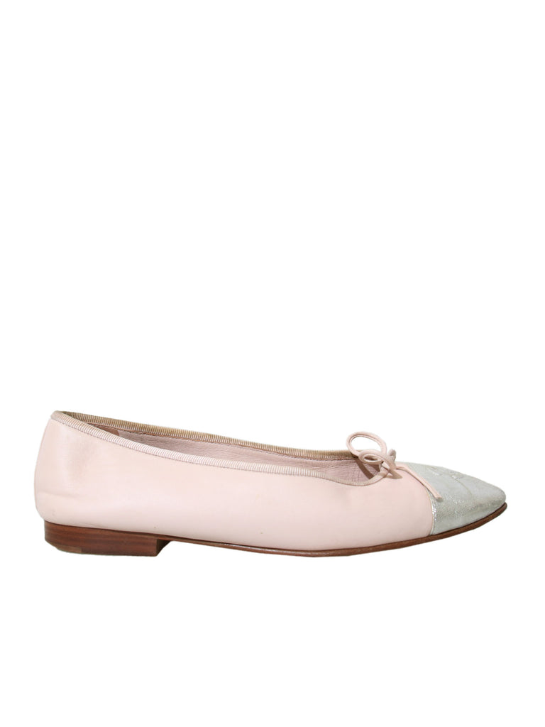 Chanel CC Cap-Toe Leather Ballet Flats