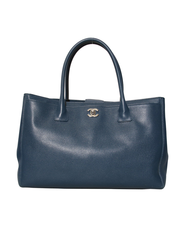 Chanel Leather Cerf Tote