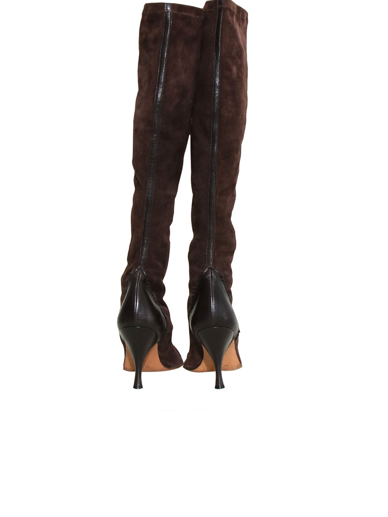 Pointed Suede Boots