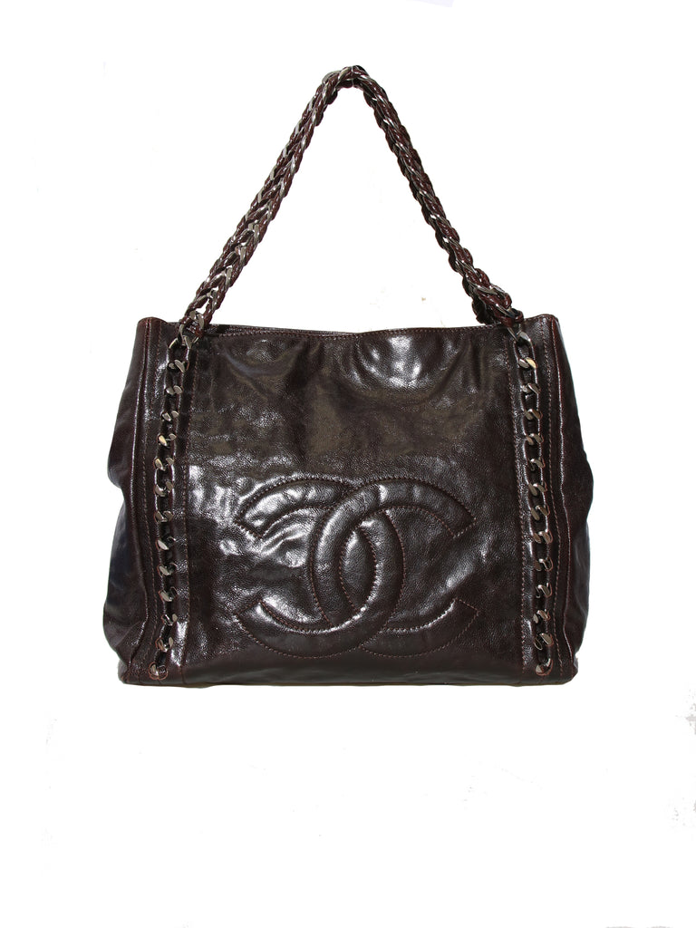 Chanel Luxe Ligne Leather Shoulder Bag