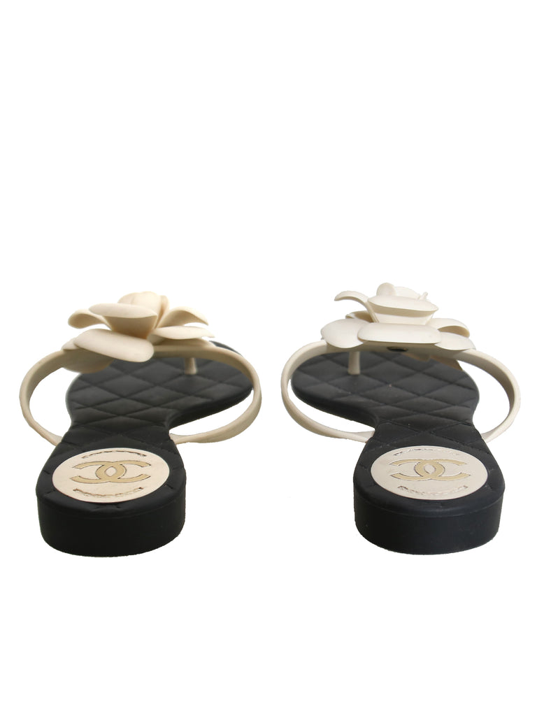 Camellia Rubber Thong Sandals