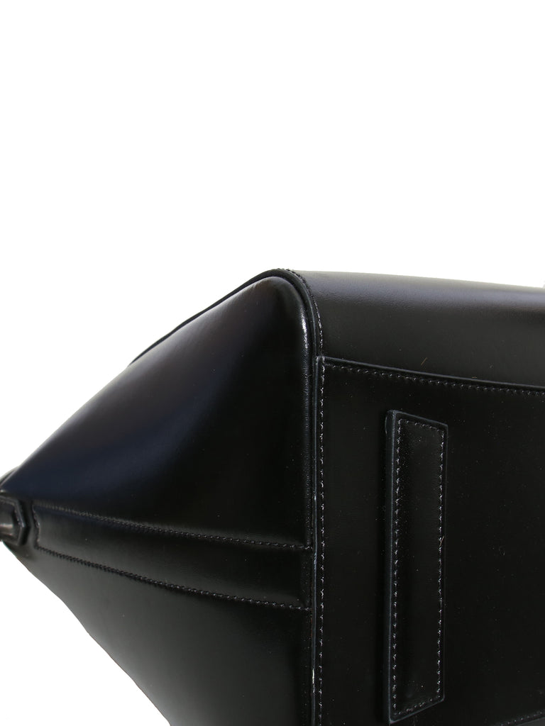 Givenchy Medium Antigona Bag