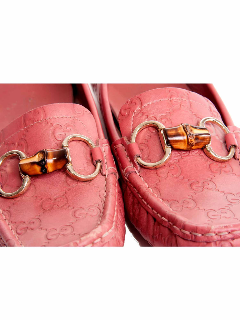 Gucci Logo-Embossed Loafers