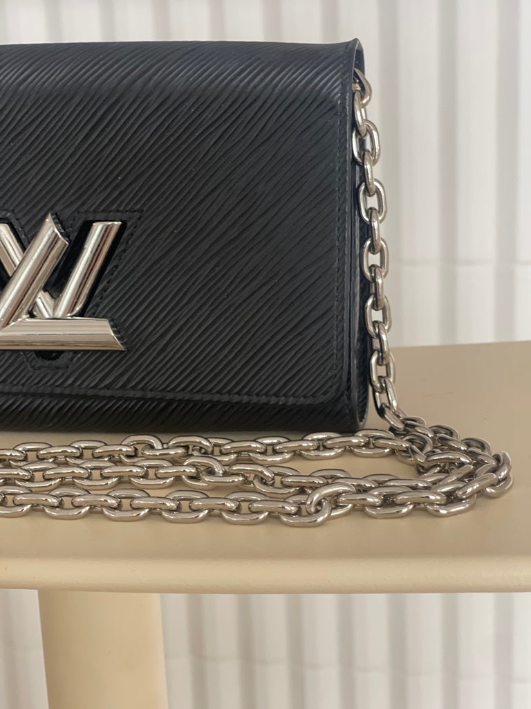 Epi Twist Chain Wallet