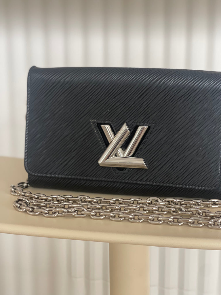 Epi Twist Chain Wallet
