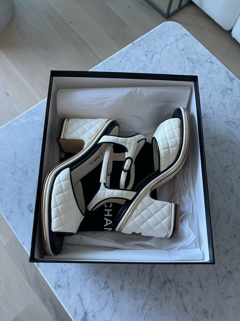 Quilted Leather Sandals