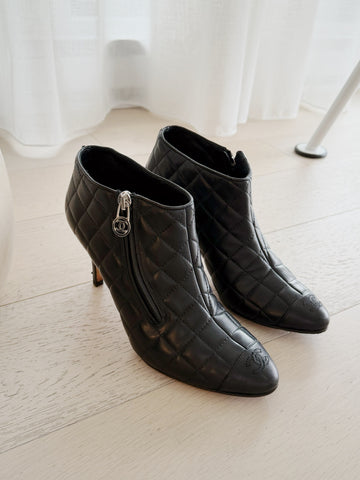 Sqaure Toe Patent Leather Pumps