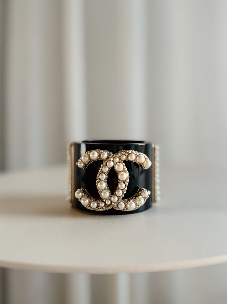 Faux Pearl Detail Cuff