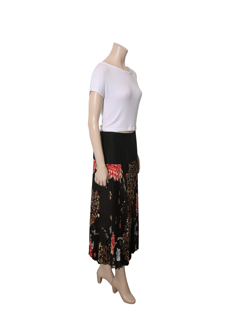 Pleated Floral Print Skirt