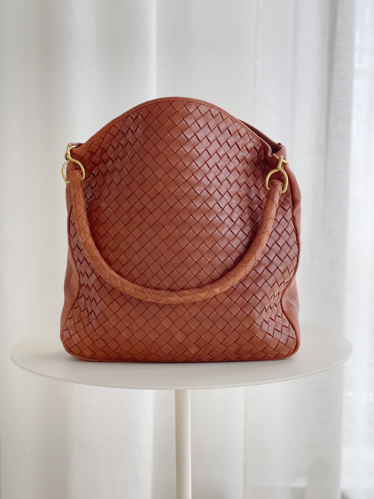 Vintage Intrecciato Leather Shoulder Bag