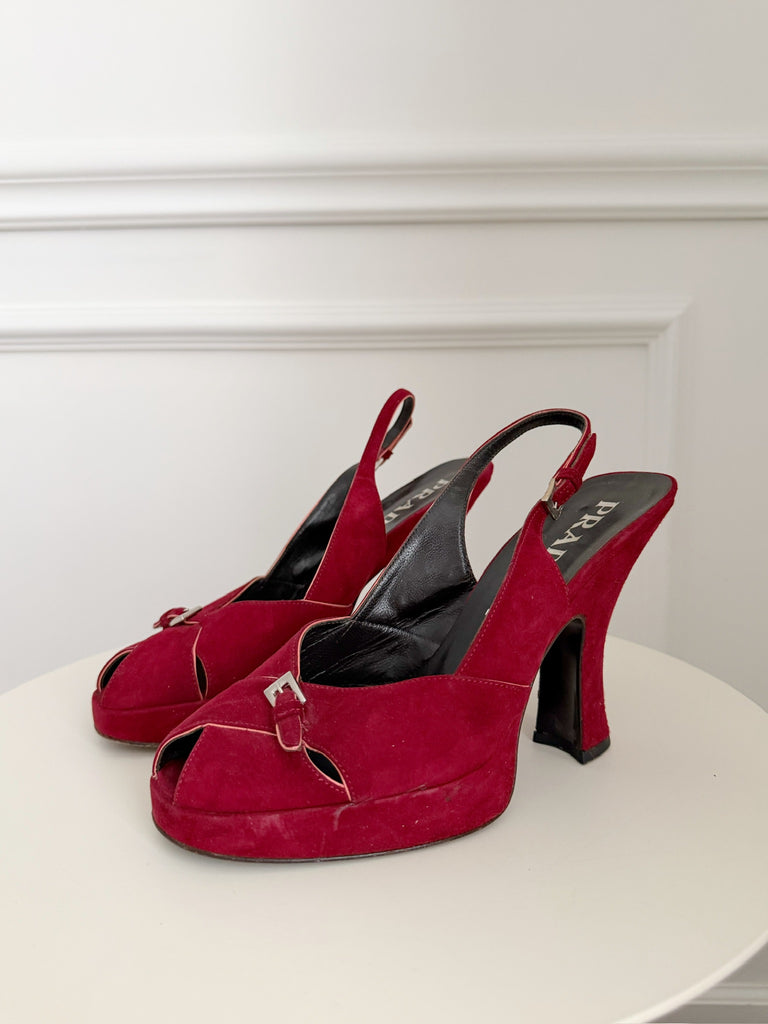 Vintage Suede Slingback Sandals