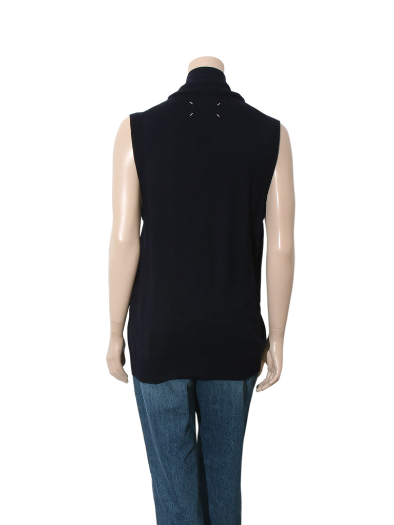 Sleeveless Knit Wool Sweater