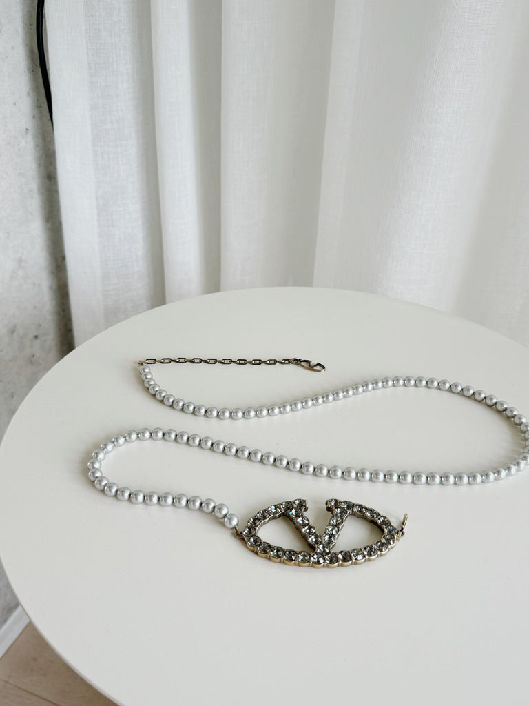 Pearl Embellished Chain Belt