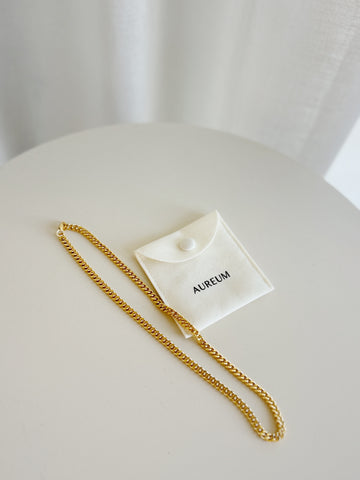 Emma Small Curb Chain Necklace